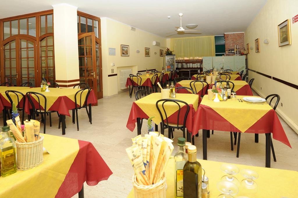 Hotel Marina Montecatini Terme Exterior photo