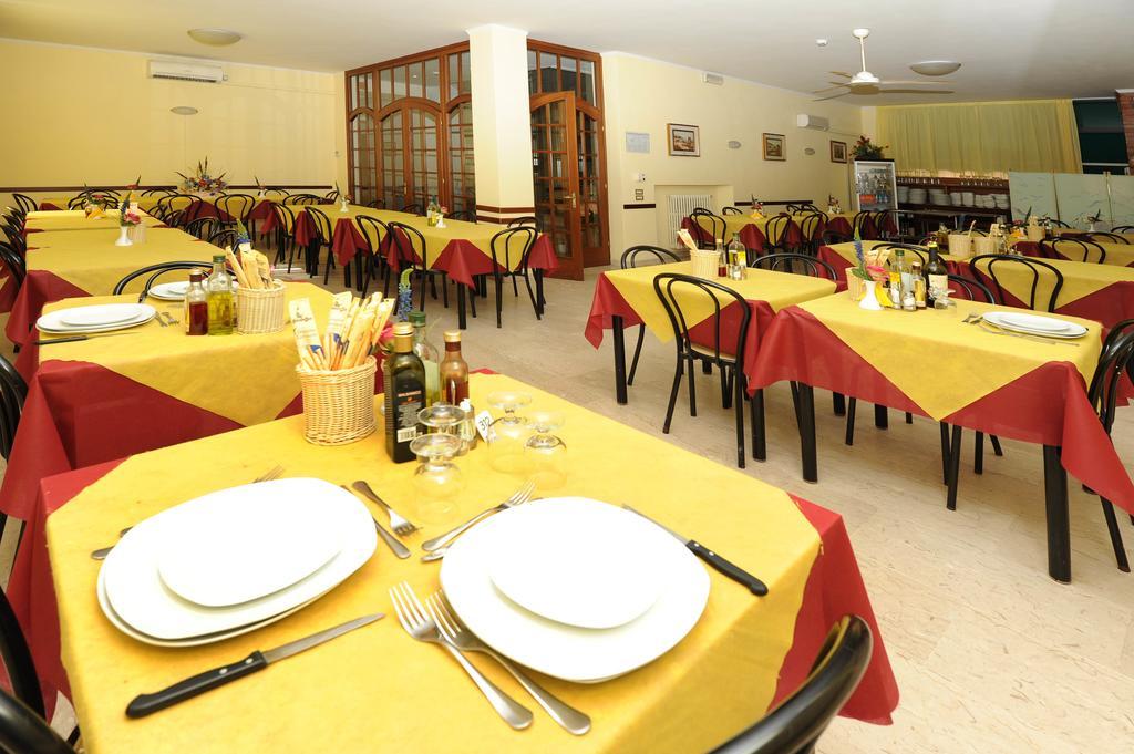 Hotel Marina Montecatini Terme Exterior photo